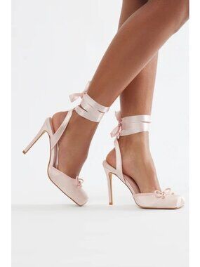 FASHION NOVA Pirouette Pink Satin Ballet Heels Size 8 NEW NWOB